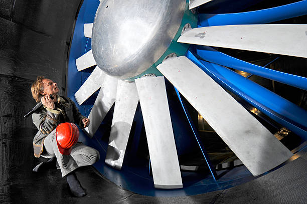 inspeccionar el windtunnel - aerospace industry engineer wind tunnel engineering fotografías e imágenes de stock