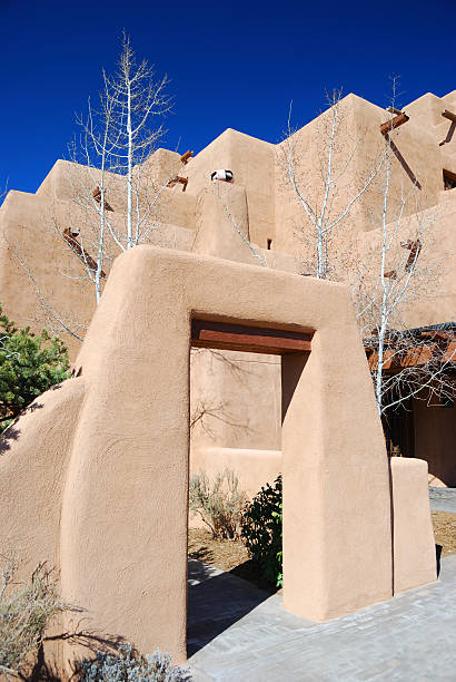 istock Southwest archway in Santa Fe, New Mexico 145995296