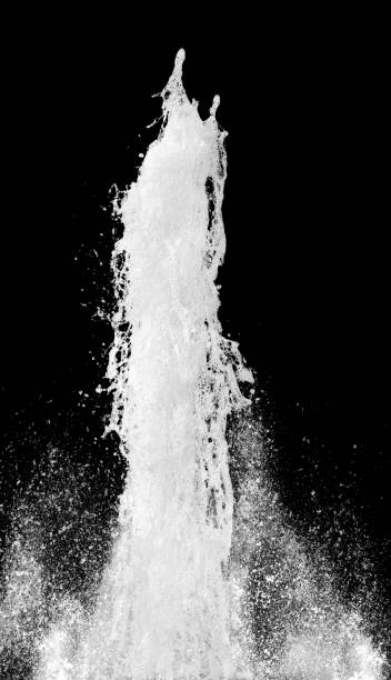 acqua sprizzare - fountain water physical pressure splashing foto e immagini stock