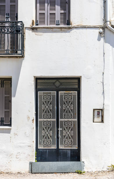 그리스 - door greek culture doorway church 뉴스 사진 이미지