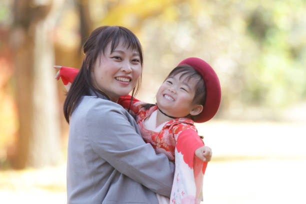 istock Smiling parent and child Seven-Five-Three Festival image 1460005679