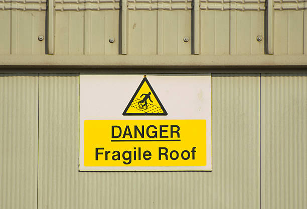 istock fragile roof sign 146002242