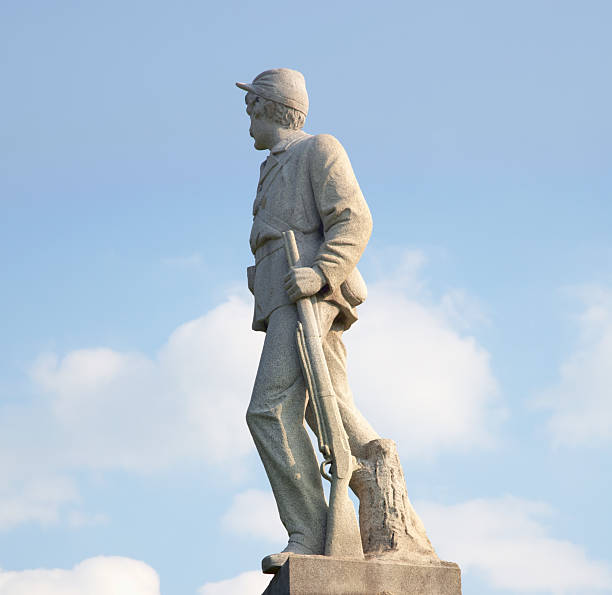 istock Civil War Soldier Statue - Public Domain 146004037