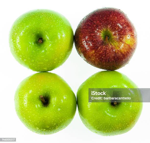 Manzanas Foto de stock y más banco de imágenes de Alimento - Alimento, Almuerzo en lonchera, Color - Tipo de imagen