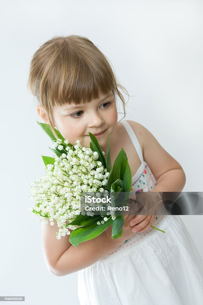 Flores para você, mãe! - Foto de stock de Aluno de Jardim de Infância royalty-free