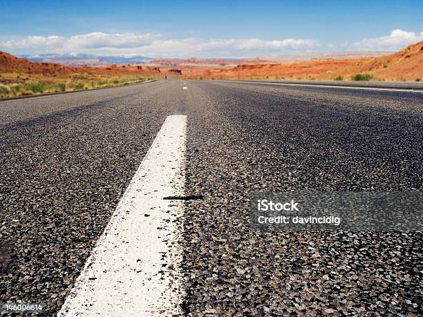 Road - Horizonのストックフォトや画像を多数ご用意 - Horizon, アスファルト, アメリカ南西部