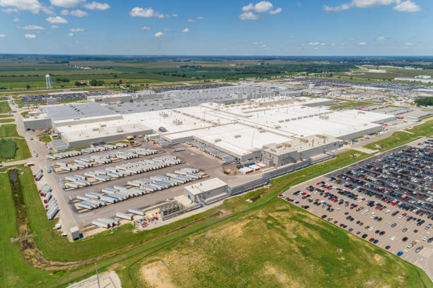 istock Automotive Plant - Large Scale Manufacturing Complex 1460098730