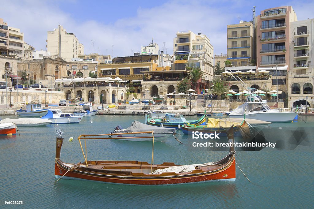 Embarcación tradicional en St.Julians, Malta - Foto de stock de Malta - Isla de Malta libre de derechos