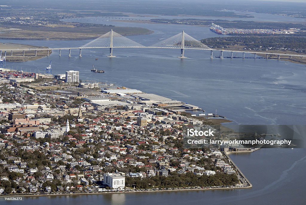 Charleston Harbor - Zbiór zdjęć royalty-free (Cooper River Bridge)