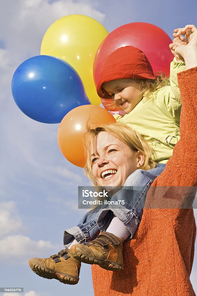 Felice madre e bambino - Foto stock royalty-free di Adulto