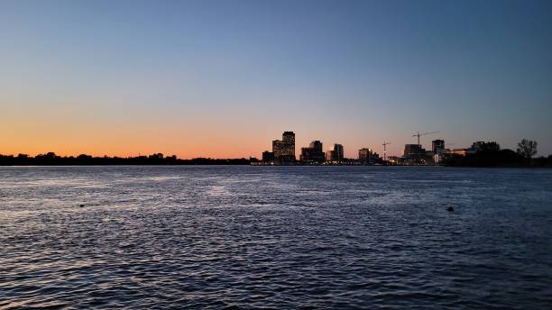 istock June sunset over the Ottawa River (Photo 2) 1460347283