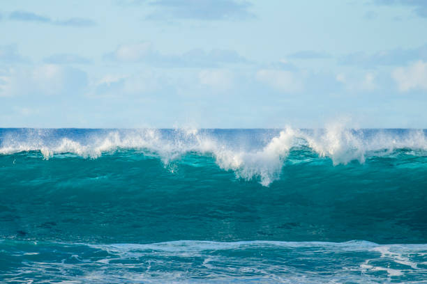 istock Open wave on the North Shore of Oahu 1460449101