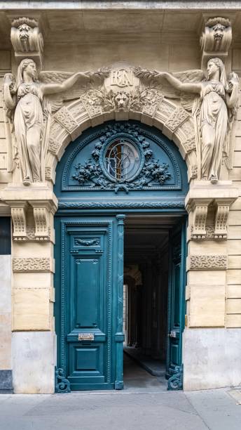 istock Paris, an ancient door, beautiful facade 1460464353