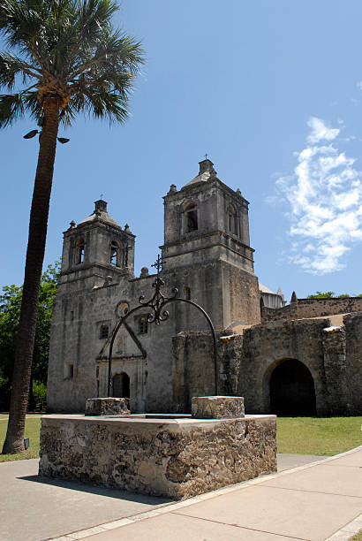 istock Mission San Antonio Tx 146052950