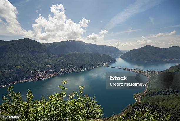 Foto de Lago e mais fotos de stock de Beleza natural - Natureza - Beleza natural - Natureza, Cantão de Ticino, Cena de tranquilidade
