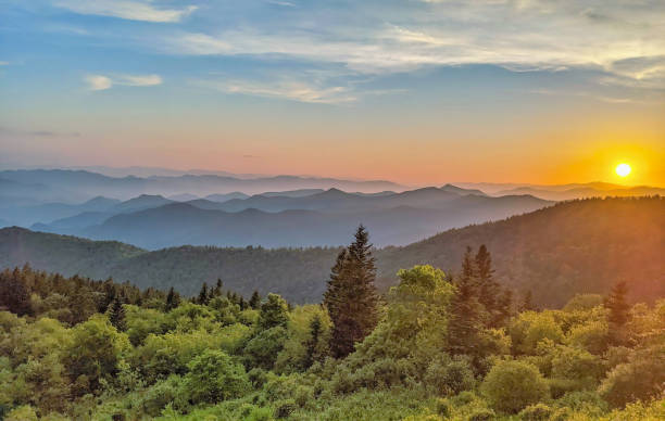 istock Blue Ridge Parkway Spring Smoky Mountains 1460547017