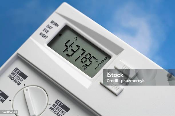 Sky Thermostat 85 Grad Kühlen V2 Stockfoto und mehr Bilder von Anzeigeinstrument - Anzeigeinstrument, Ausrüstung und Geräte, Bedienungsknopf