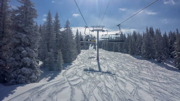 istock Skiing in Vail, Colorado 1460582383