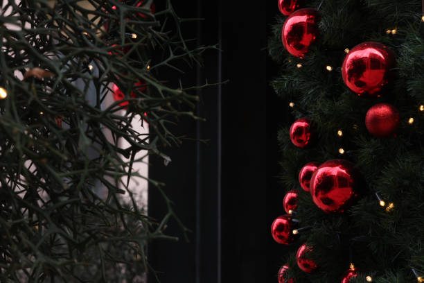 istock Close-up of an elegantly decorated Christmas tree 1460613574