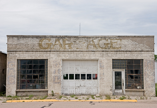 Abandoned repair shop or garage for vehicle repairs