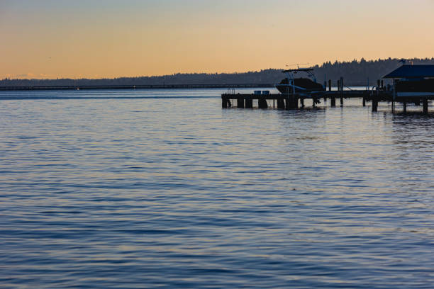 istock Sunset with Dock on Lake Washington in Seattle 1460656456