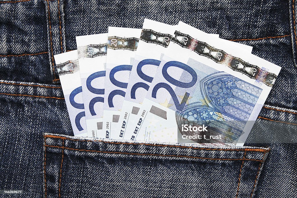 ユーロマネーブルージーンズのポケット - 20ユーロ紙幣のロイヤリティフリーストックフォト