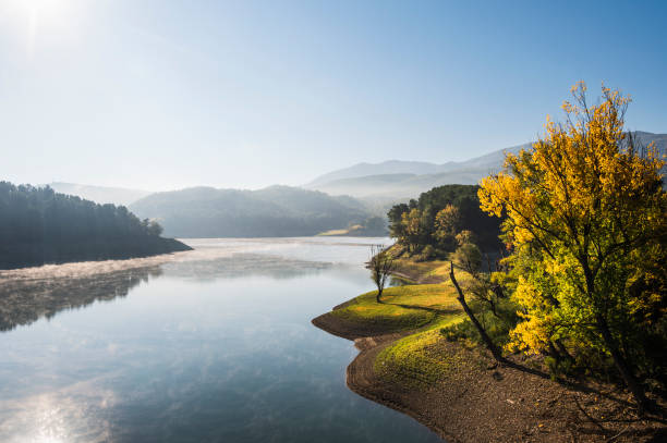 istock lake pertusillo, val d'agri, Basilicata 1460710844
