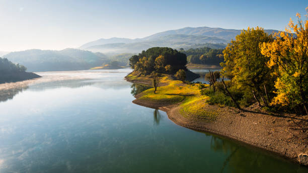 istock lake pertusillo, val d'agri, Basilicata 1460711341
