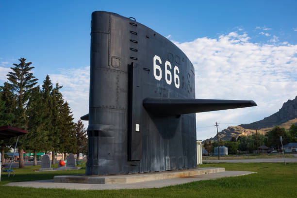 le devil boat d’arco, id est un monument à l’énergie nucléaire - submarine navy usa military photos et images de collection