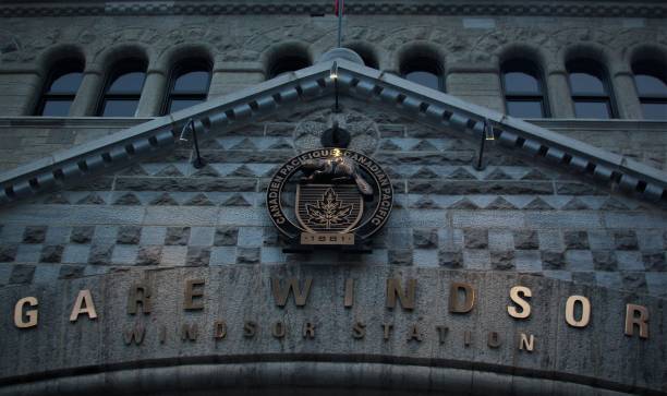 istock Closeup of Gare Windsor train station 1460732182