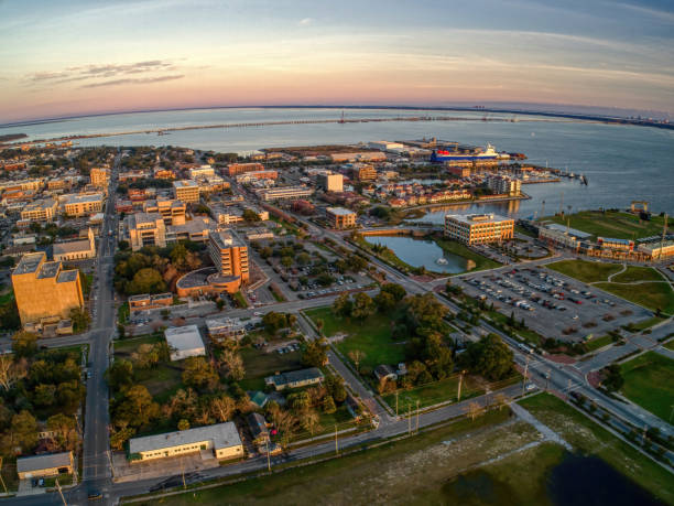 aerial view of pensacola in florida during sunset - pensacola imagens e fotografias de stock