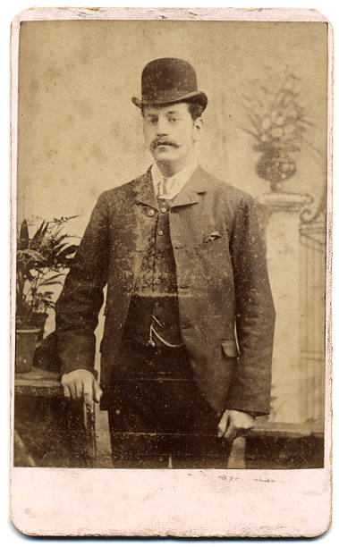 victorian porträt auf karte-einen mann mit dem stöckchen - third generation stock-fotos und bilder