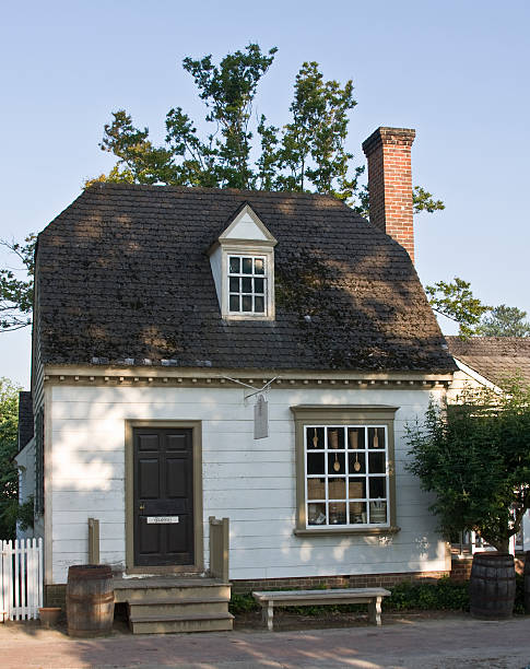 istock Colonial shop in Williamsburg, Virginia 146075054