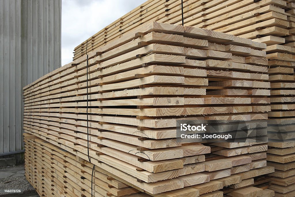 Kiln-Dried drewna - Zbiór zdjęć royalty-free (Drewno - Materiał budowlany)