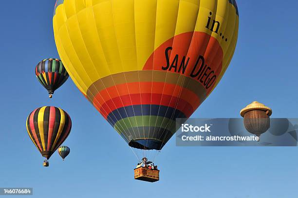 Hot Air Balloons En San Diego Foto de stock y más banco de imágenes de San Diego - San Diego, Globo aerostático, California del Sur