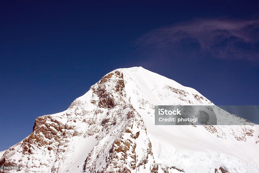 Vetta del Monte Eiger in Swizz Alpi - Foto stock royalty-free di Alpi