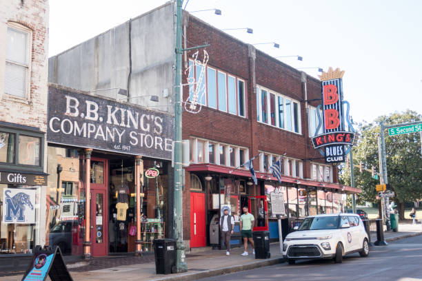 b. b. king's on beale street - memphis tennessee tennessee skyline history imagens e fotografias de stock