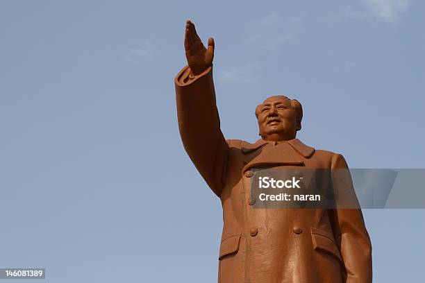 Estátua De Mao Tseesterco - Fotografias de stock e mais imagens de Adulto - Adulto, Adulto maduro, Benção