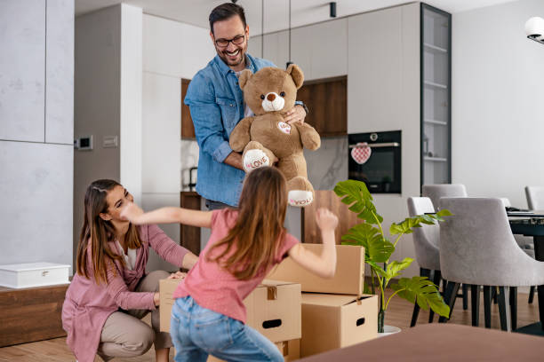 istock Family is moving in new house 1460823120