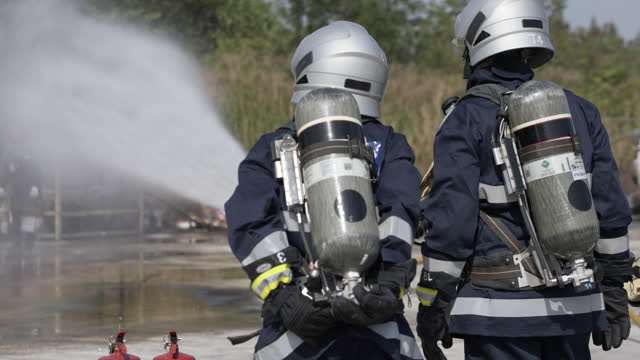 Advanced firefighting training for Industrial firefighting .