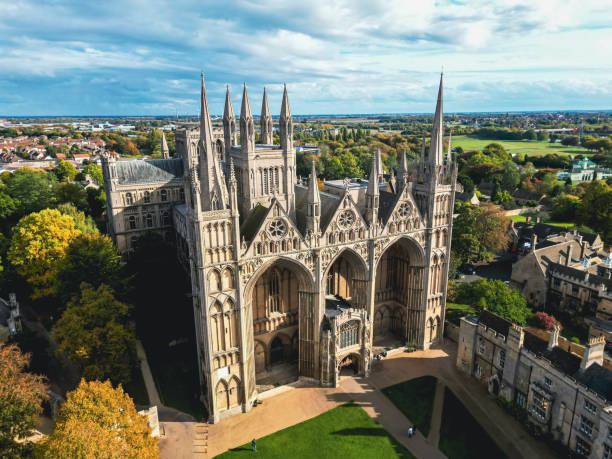 cattedrale di peterborough - cambridgeshire foto e immagini stock