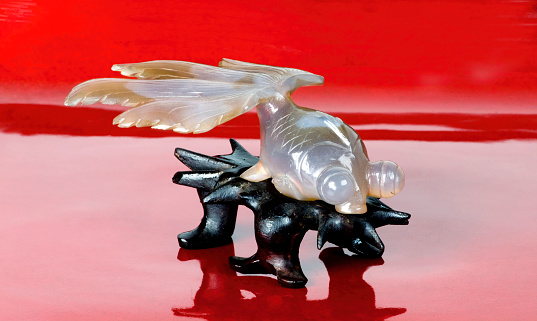 Chinese antique carved agate goldfish made in Qing dynasty around the 1860's.