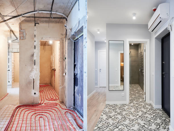 istock Apartment with doorways before and after renovation. 1460997786