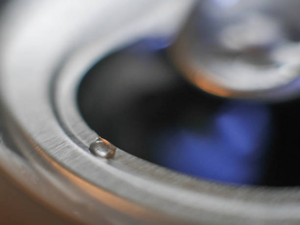 istock Small droplet on aluminum can on a blurred background 1461012420