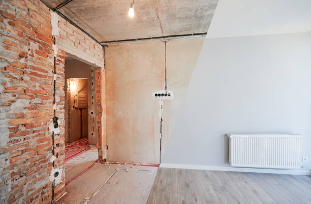 istock Comparison of bedroom before and after renovation. 1461021659