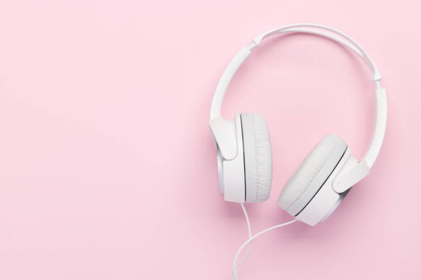 istock Headphones on pink 1461050423