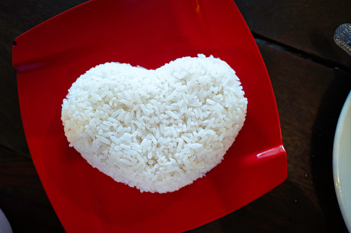 Rice was served in a heart shape. While I was in Cambodia, I saw this heartwarming service several times. The rice made my day :)