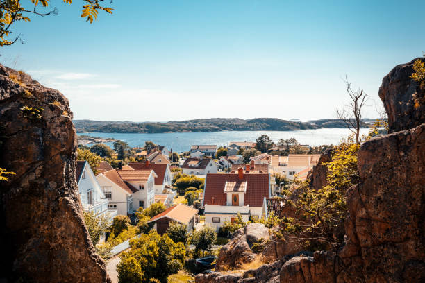 스웨덴 서부 해안의 피알바카. 여��름 시즌에 인기있는 여행지. - vastergotland 뉴스 사진 이미지