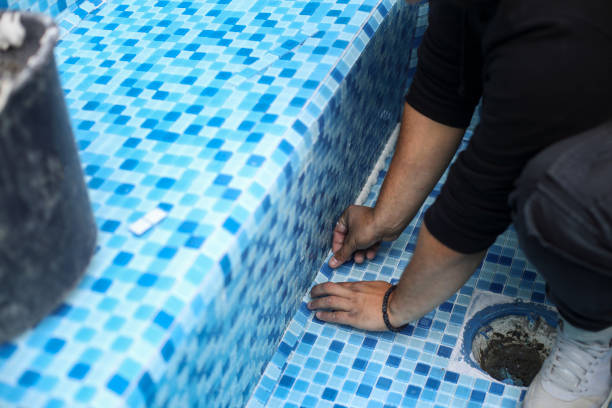 istock Construction of a swimming pool 1461107522