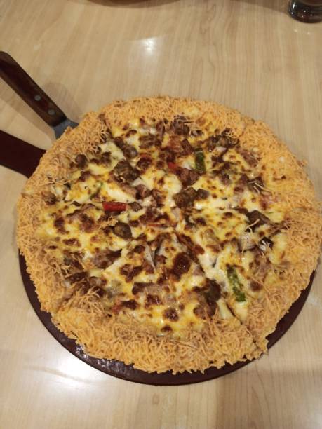 istock Hot pizza on the plate 1461145660